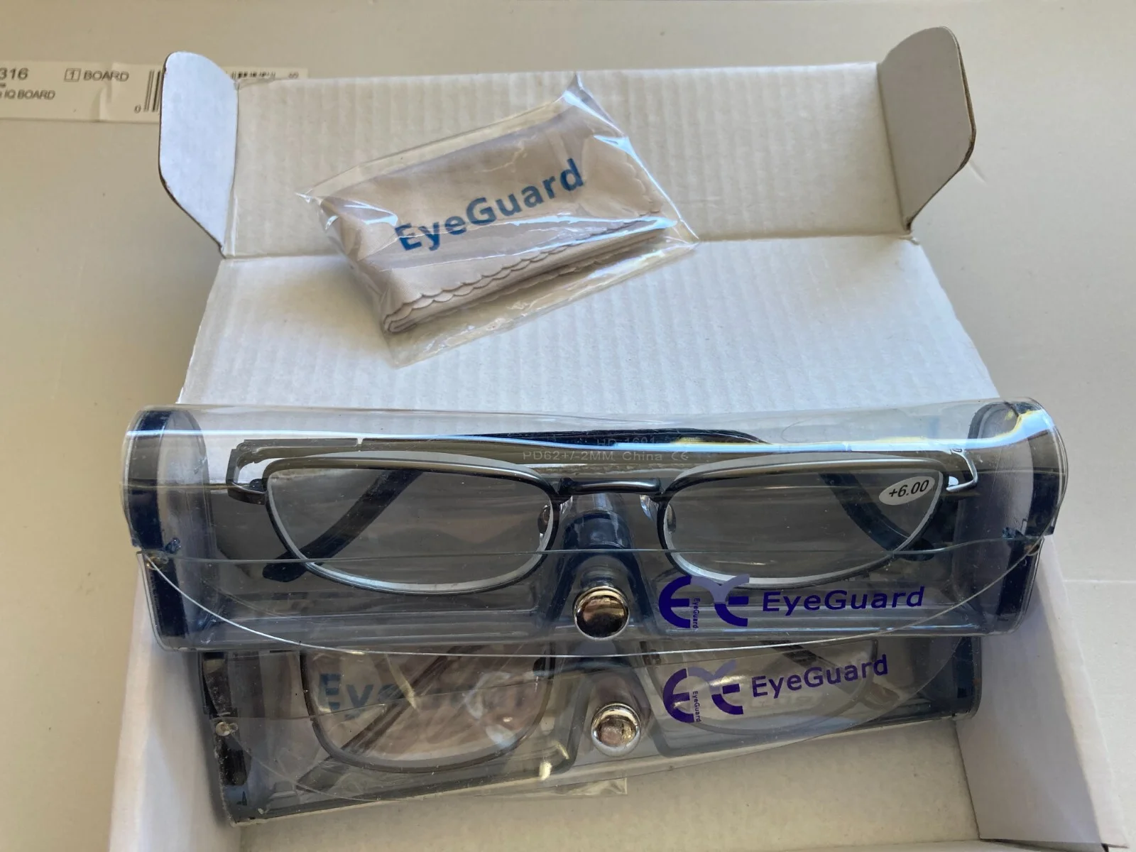 EYEGUARD Reading Glasses 2 Pairs +6 New in the Box,